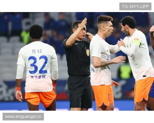 山东泰山进攻过度依赖克雷桑,多点支撑不足问题显现 山东泰山进攻过度依赖克雷桑,多点支撑不足问题显现