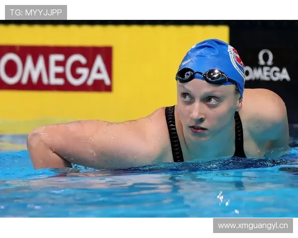 凯蒂·莱德基训练完顺手买下整条街的蛋白粉